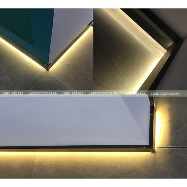 Led phào nhôm chân tường CS-252